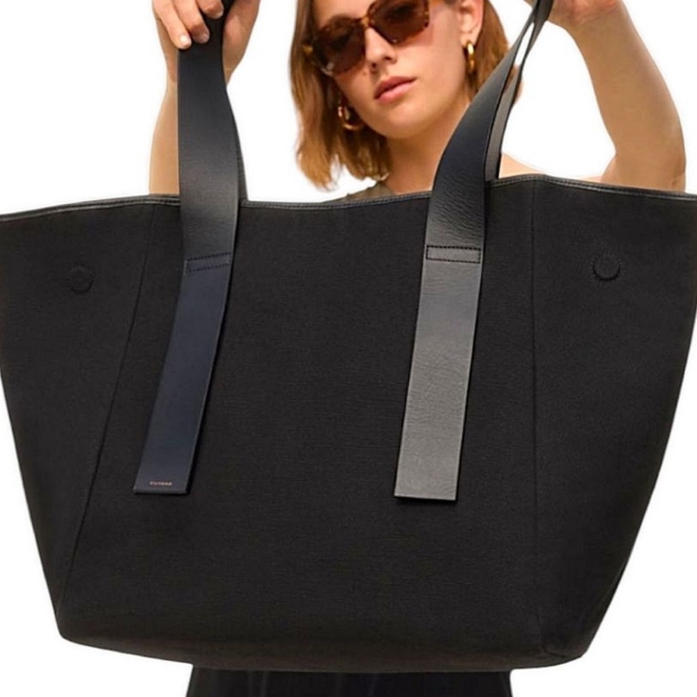 Cuyana Canvas Tote - Picture 2 of 5